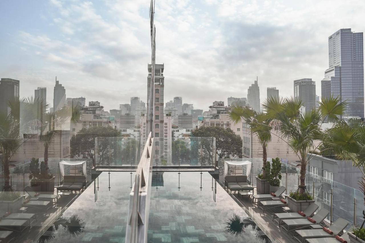 La Siesta Premium Saigon Hotel Ho Chi Minh City Exterior photo View from the rooftop pool