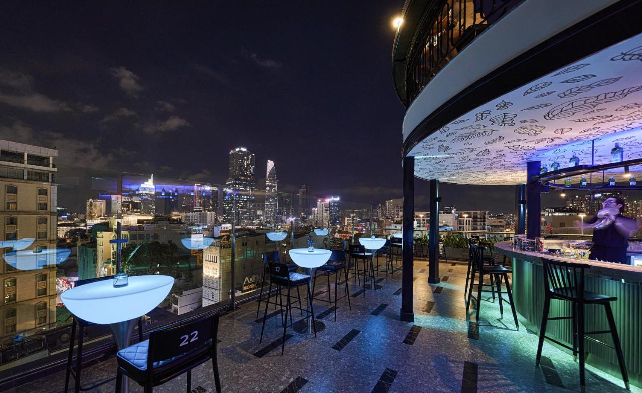 La Siesta Premium Saigon Hotel Ho Chi Minh City Exterior photo Sky Bar