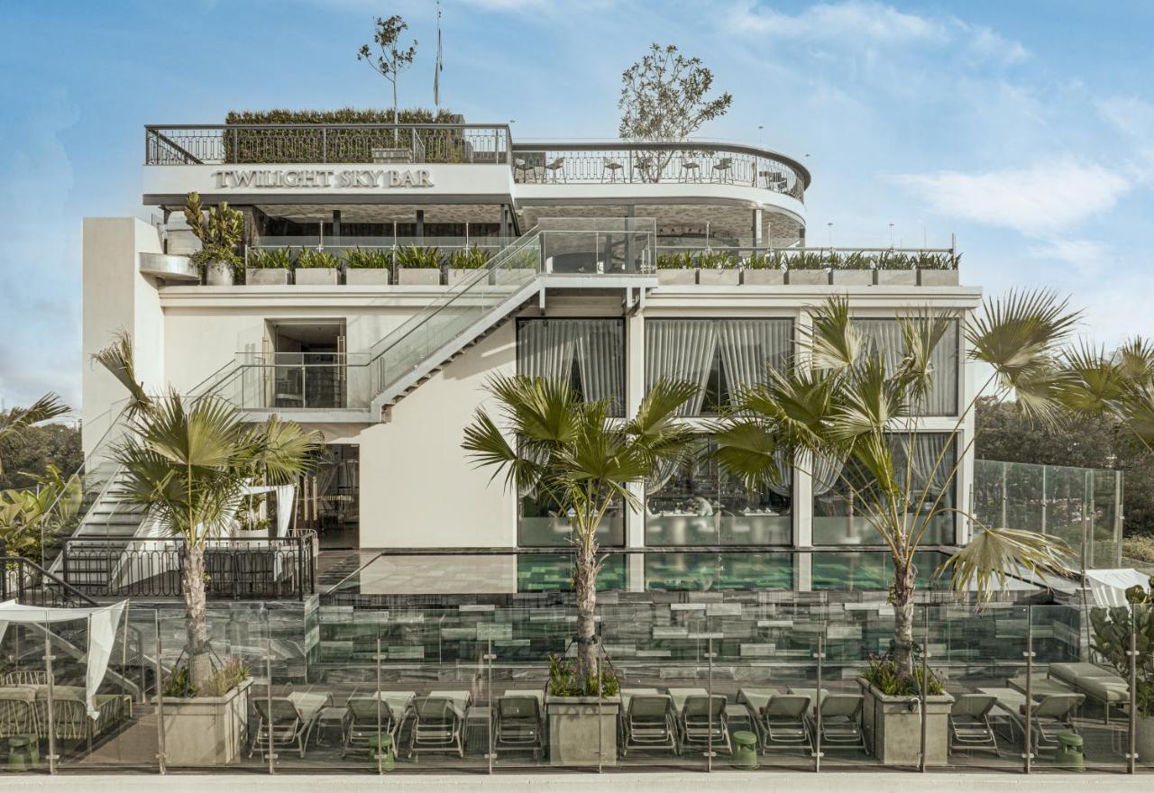 La Siesta Premium Saigon Hotel Ho Chi Minh City Exterior photo The Standard, Hollywood
