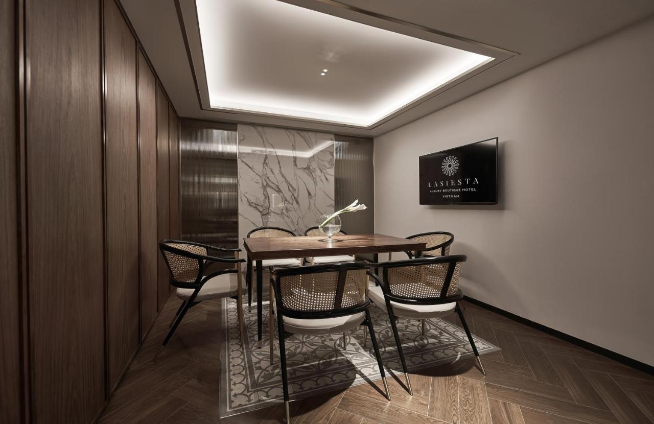 La Siesta Premium Saigon Hotel Ho Chi Minh City Exterior photo A meeting room at the Amista business center