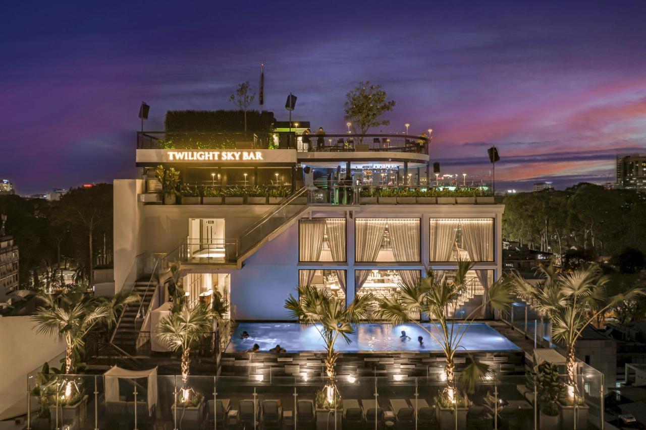 La Siesta Premium Saigon Hotel Ho Chi Minh City Exterior photo Twilight Sky Bar