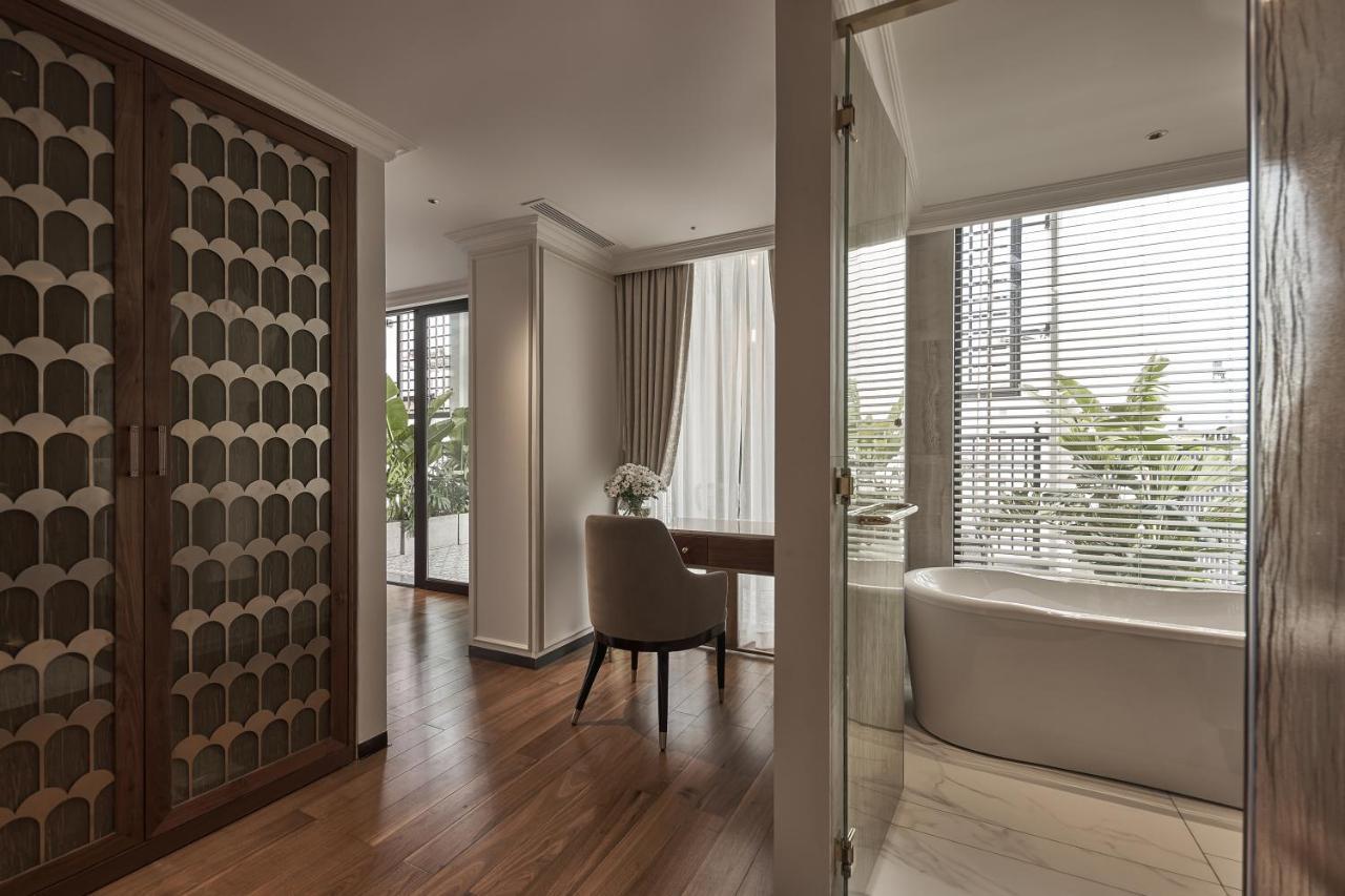 La Siesta Premium Saigon Hotel Ho Chi Minh City Exterior photo A bathroom in a hotel