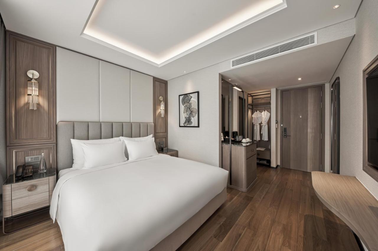 La Siesta Premium Saigon Hotel Ho Chi Minh City Exterior photo